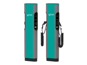 Ladesäule WW.Tech40 Zwei graue Ladesäulen mit türkisfarbenem Streifen stehen bereit zum Laden von Elektrofahrzeugen.